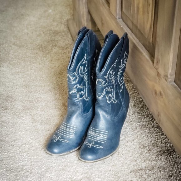 Rampage Paisley Western Boot 